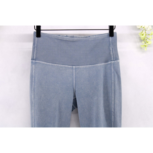 Lululemon Women's Wunder Under Crop Leggings 23" Ribbed Washed Moon Blue Sz 6 - Picture 3 of 6